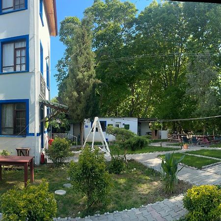 Sakliderebutikotel 埃德雷米特 外观 照片