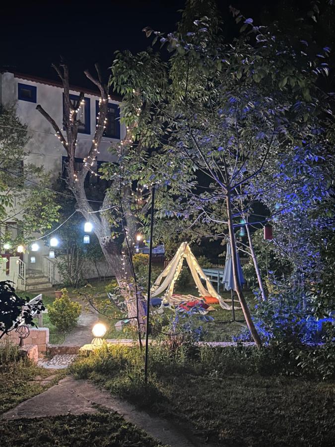 Sakliderebutikotel 埃德雷米特 外观 照片