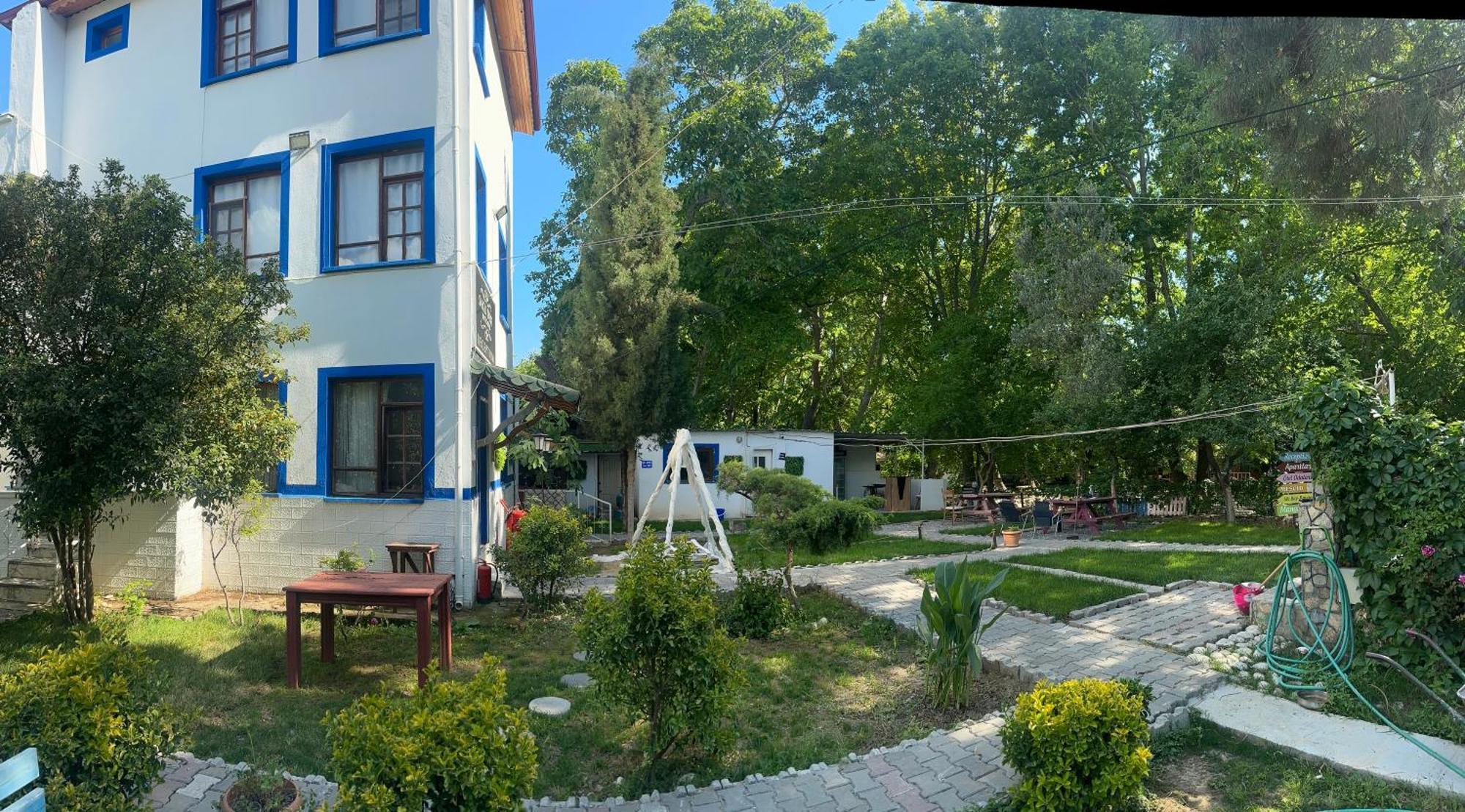 Sakliderebutikotel 埃德雷米特 外观 照片